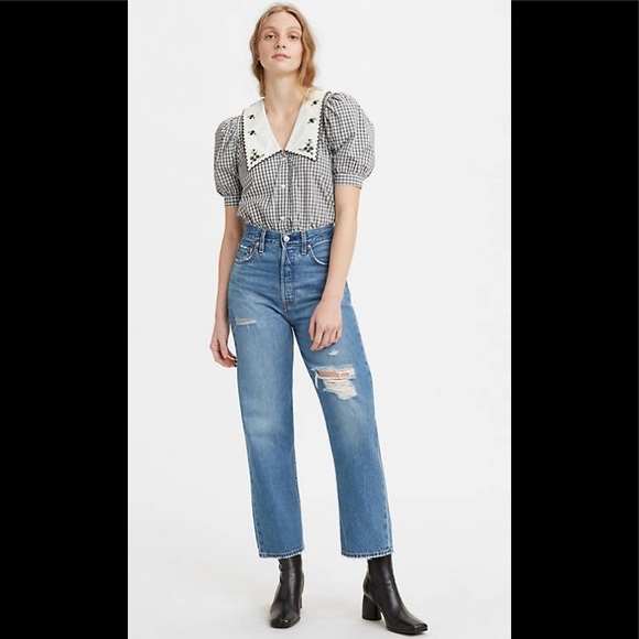 NWT Levi’s premium ribcage straight ankle distressed med wash 28” - Picture 2 of 16